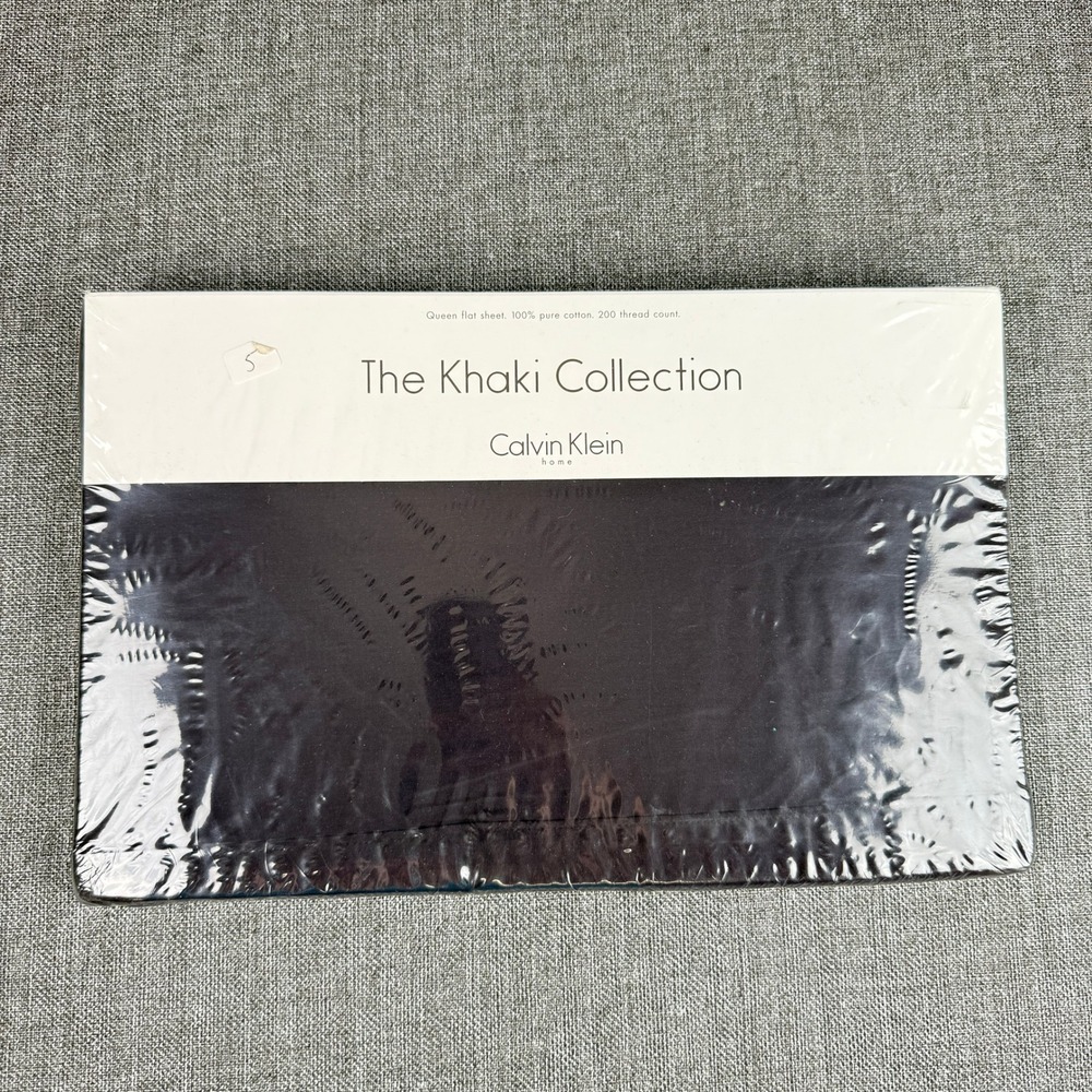 Calvin Klein Khaki Collection Queen Flat Sheet Black Currant 100% Cotton New